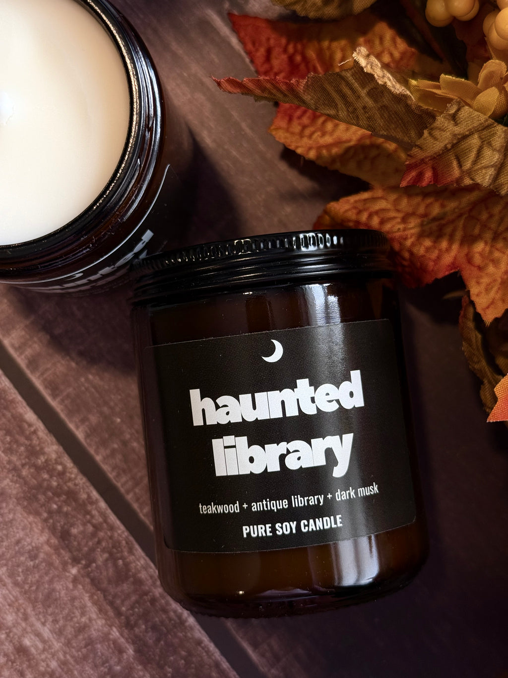 Haunted Library (Antique Library) 8 Ounce